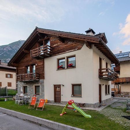 Ferienwohnung Chalet Gioia Livigno Exterior foto